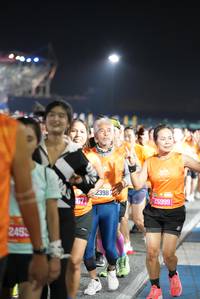 BIB: 2453, 2398, 25999
                            <button type="button" onclick="openModal(19608442)" class="btn btn-primary btn-sm float-right btn-popup" data-toggle="modal" data-target=".modal-high-quality">
                        <i class="fas fa-shopping-cart"></i> Add to Cart
                    </button>
                                            <button type="button" onclick="isThisMe(19608442, true)" class="btn btn-success btn-sm float-right btn-popup btn-isme hidden" data-toggle="tooltip" data-placement="bottom" title="นี่คือรูปของคุณใช่ไหม คลิกที่นี่เพื่อเอาเข้าอัลบั้ม">
                        <i class="fas fa-plus"></i> Add to album
                    </button>
                    <button type="button" onclick="isThisMe(19608442, false)" class="btn btn-warning btn-sm float-right btn-popup btn-isnotme hidden">
                        <i class="fas fa-ban"></i> Remove from album
                    </button>